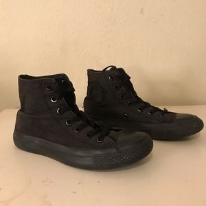 Black high top converse